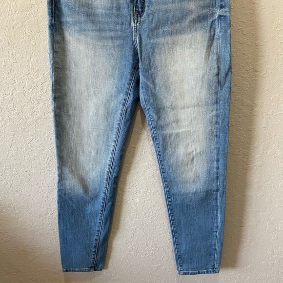 KanCan High Rise light Wash Jeans Size 28 - Picture 3 of 8